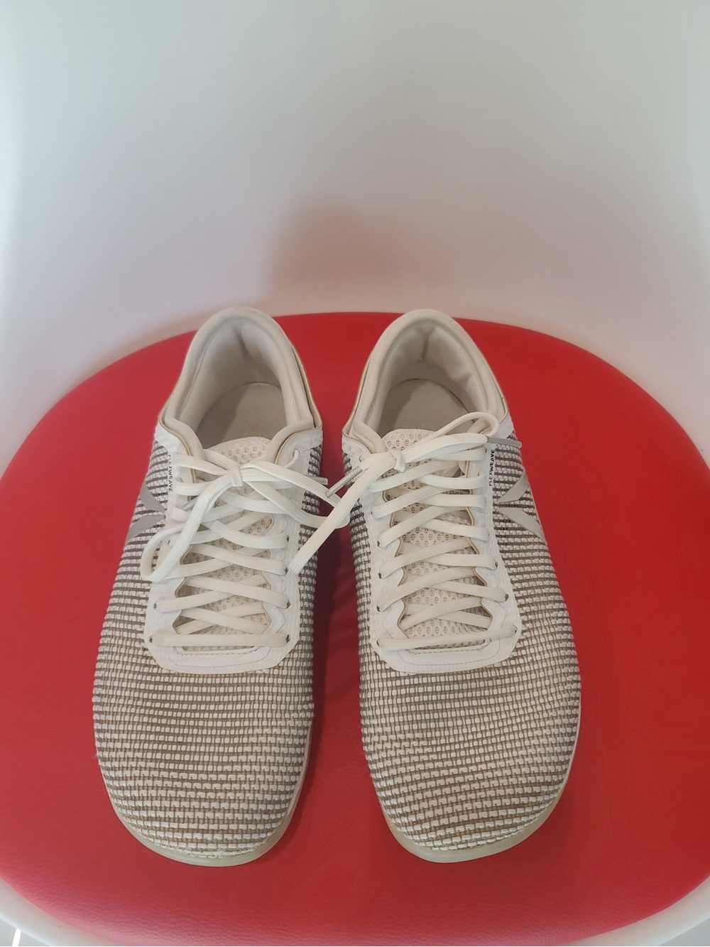 women’s tennis shoes
